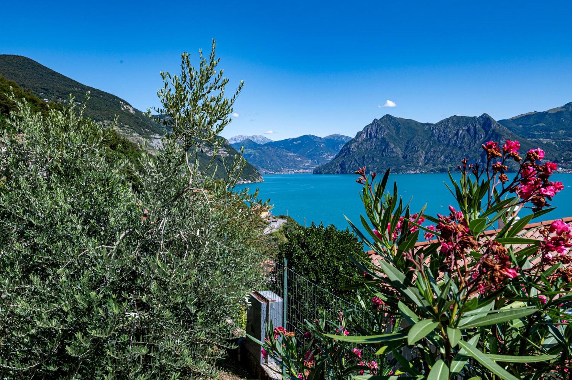 Di Iseo - View House Holiday home