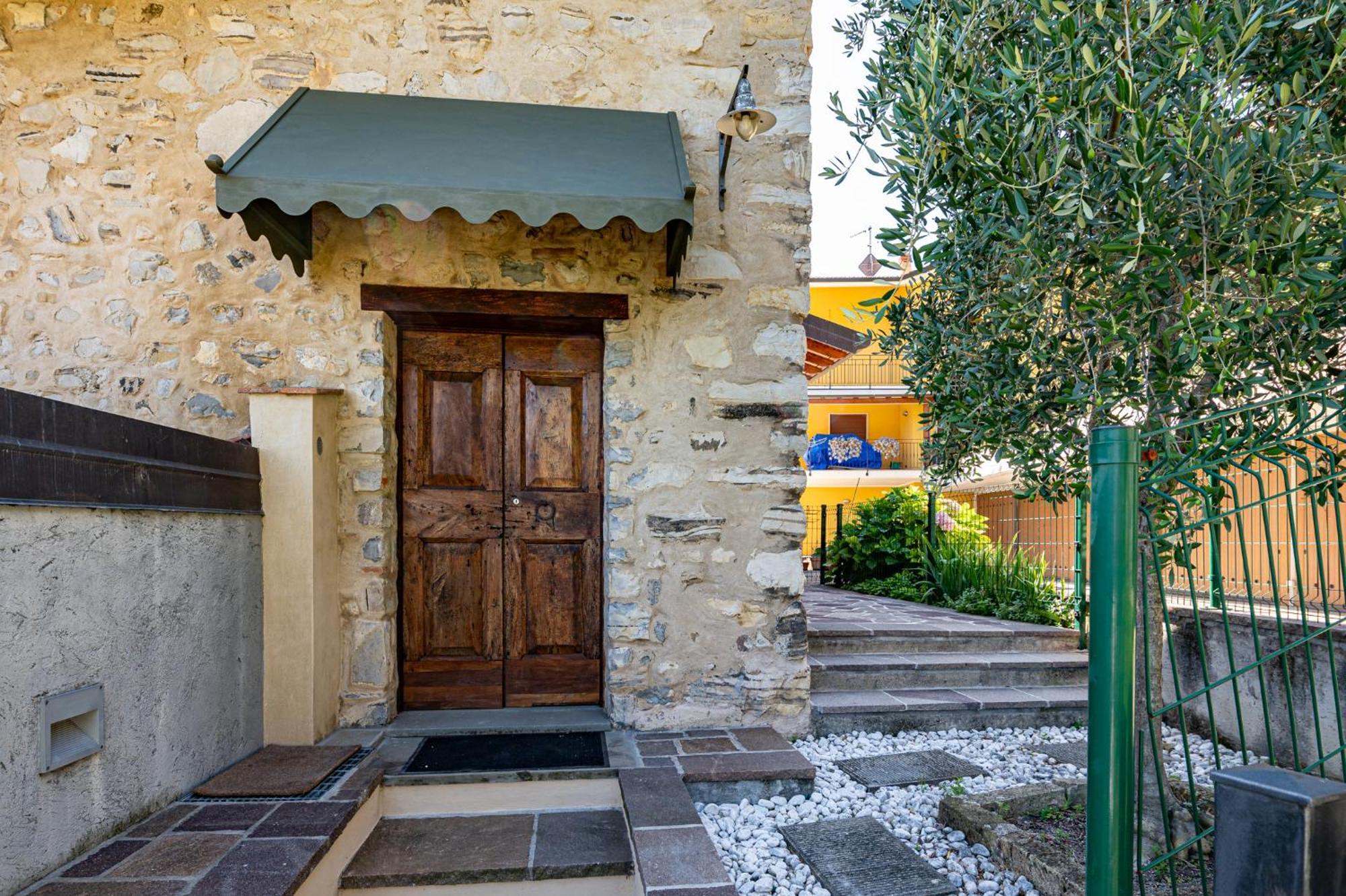 Di Iseo - View House Holiday home Tavernola Bergamasca